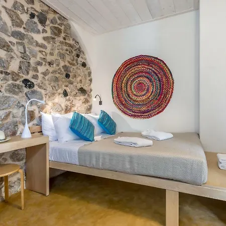 Canava #3 In Santorini Emporio (Santorini)